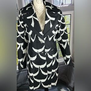 Diane von Furstenberg Black/White Jacket Size 8